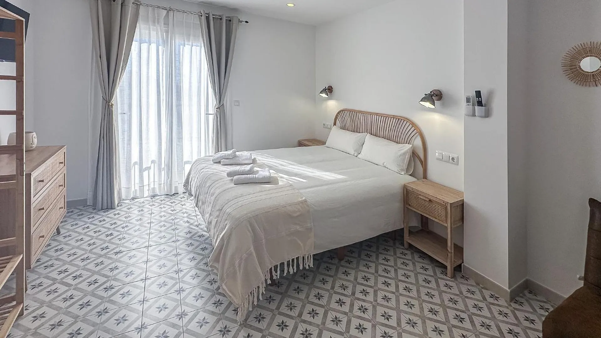 Hotel La Tienda Nueva à Cómpeta Maison d'hôtes